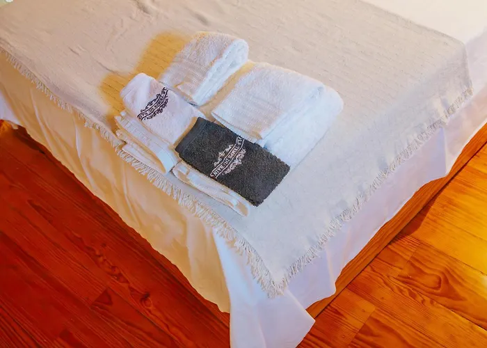 Casa Luis De Camoes - Boutique & Literary House Santar