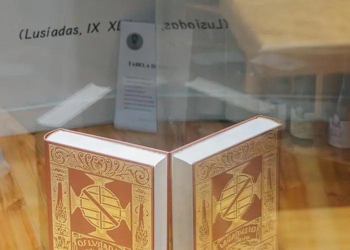 בית כפרי Casa Luis De Camoes - Boutique & Literary House