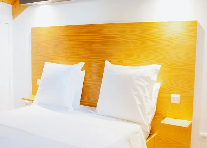 Casa Luis De Camoes - Boutique & Literary House Santar