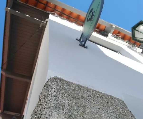 בית כפרי Casa Luis De Camoes - Boutique & Literary House